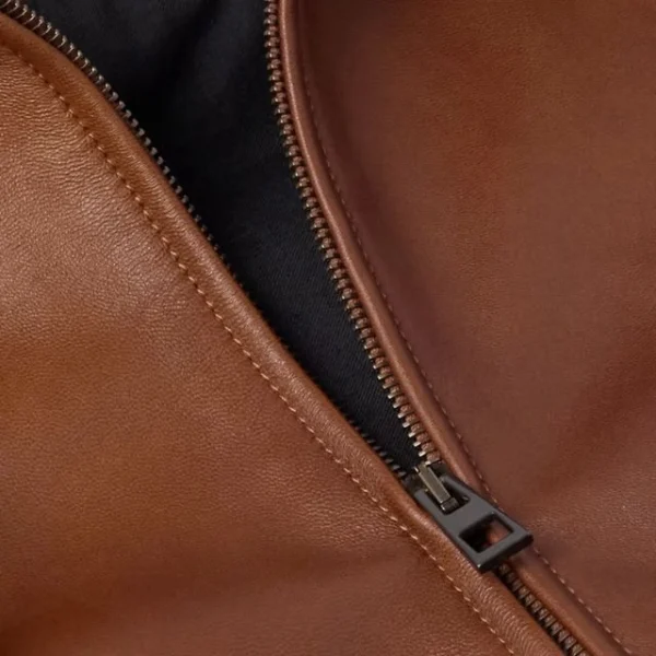 Sudadera con capucha de piel de oveja encerada marrón con cordón ajustable. - Imagen 6