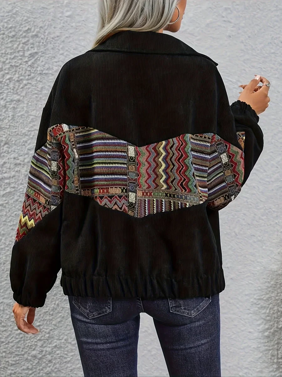 Veste bombardier femme noire en velours côtelé avec empiècements à motifs ethniques colorés - Imagen 4