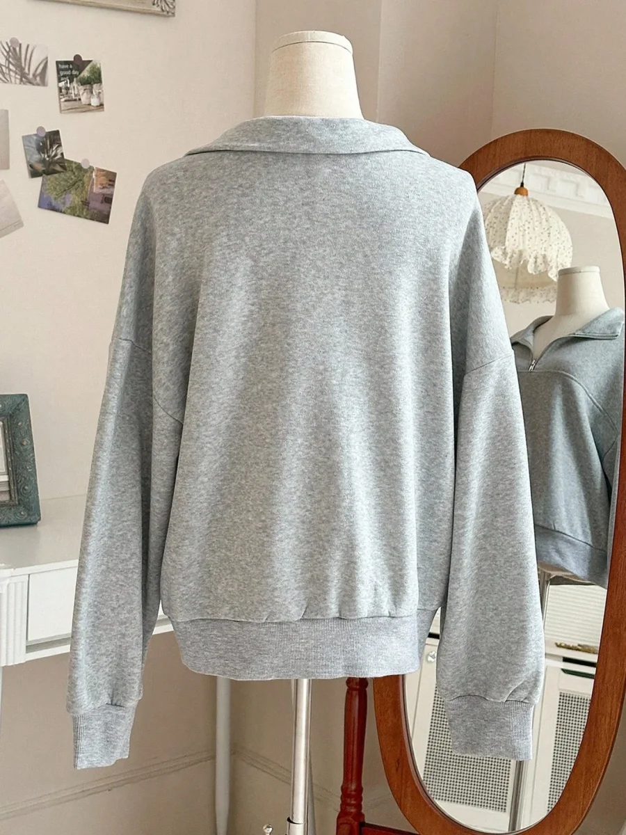 Sweatshirt Femme Col Zippé Gris à Manches Longues Doux - Imagen 4