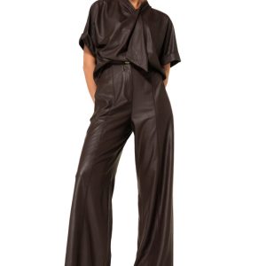 Pantalón recto cómodo de piel vegana CAROLINE BISS