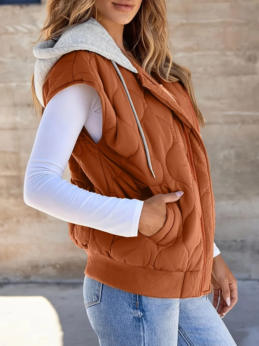 Gilet matelassé sans manches Femme à capuche Couleur rouille - Imagen 2