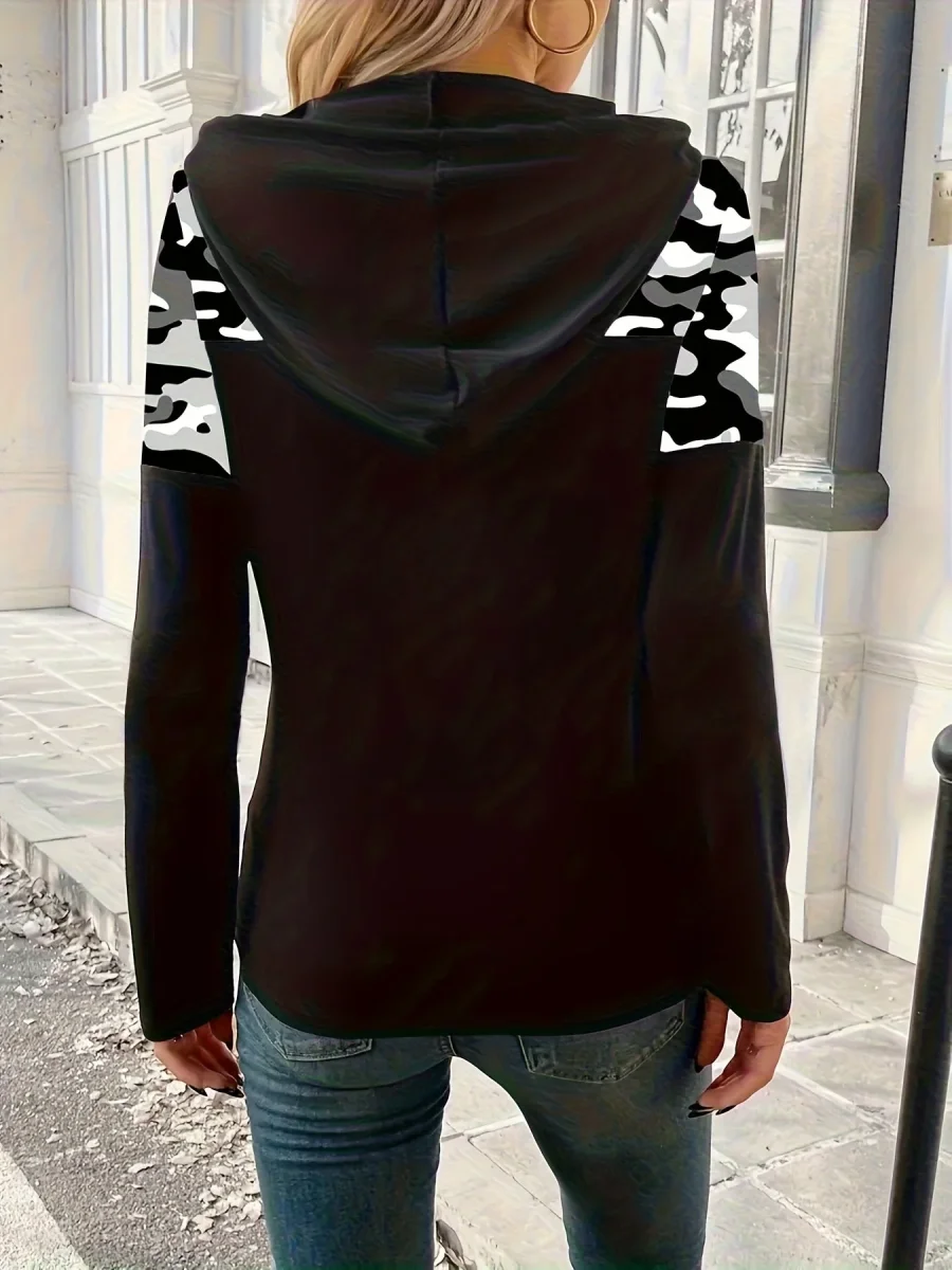 Sweat à Capuche Femme Manches Longues Motif Camouflage Noir et Blanc Élégant - Imagen 4