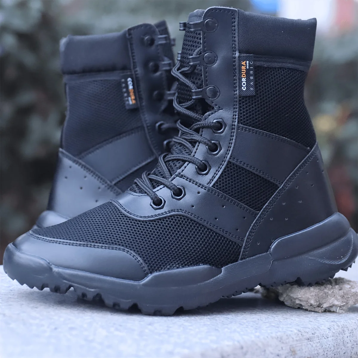 Bottes de combat montantes noires pour hommes Chaussures tactiques respirantes à lacets - Imagen 2