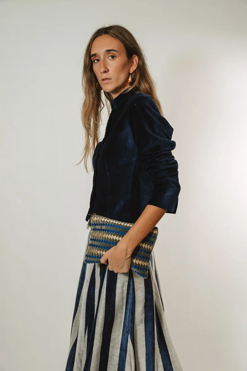 CHAQUETA TERCIOPELO AZUL - Imagen 4