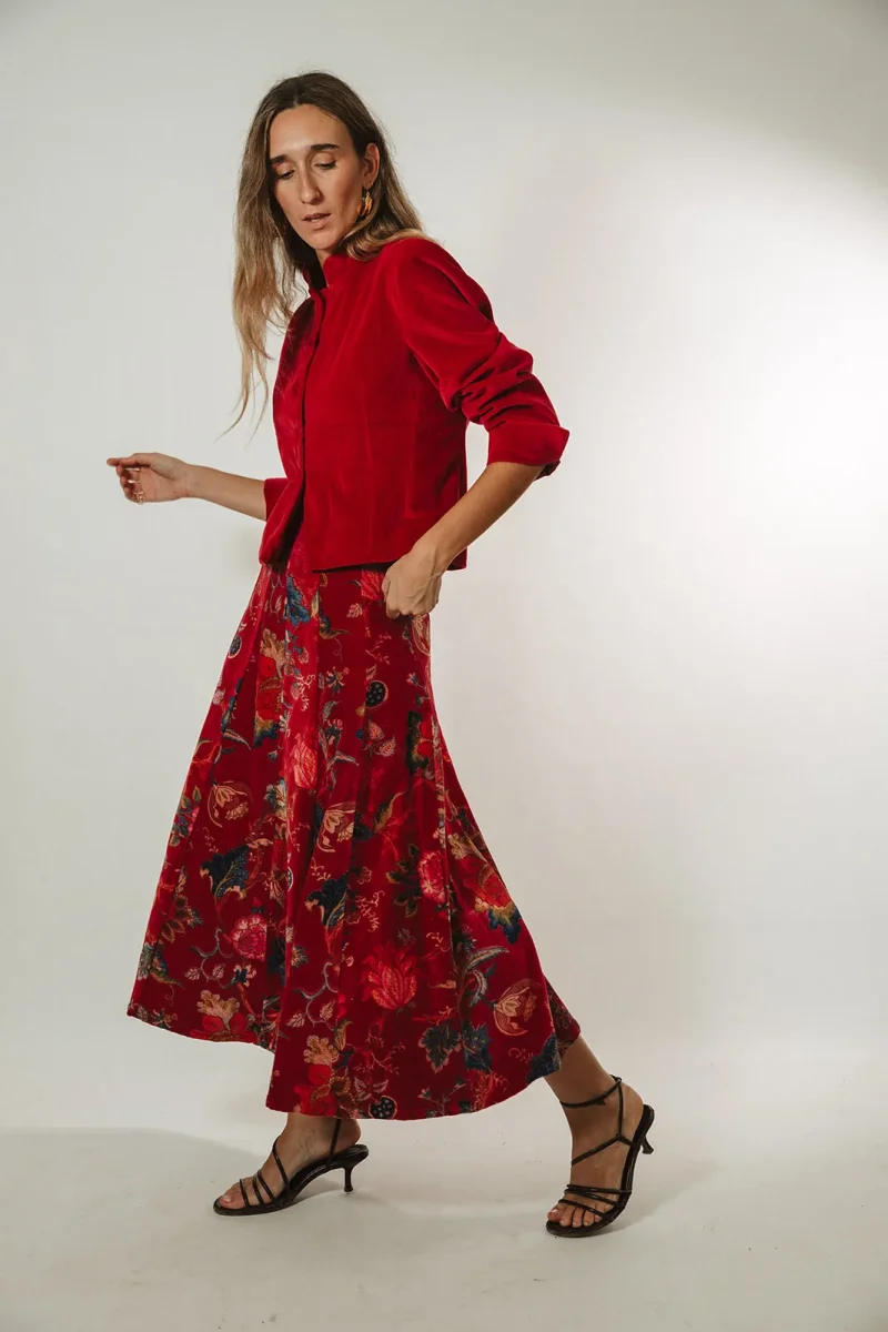 FALDA TERCIOPELO ROJA LOROS - Imagen 5
