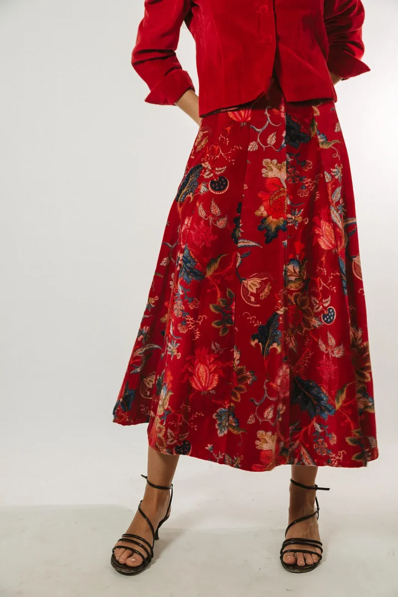FALDA TERCIOPELO ROJA LOROS - Imagen 6