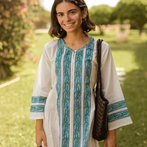 VESTIDO BLANCO Y AZUL