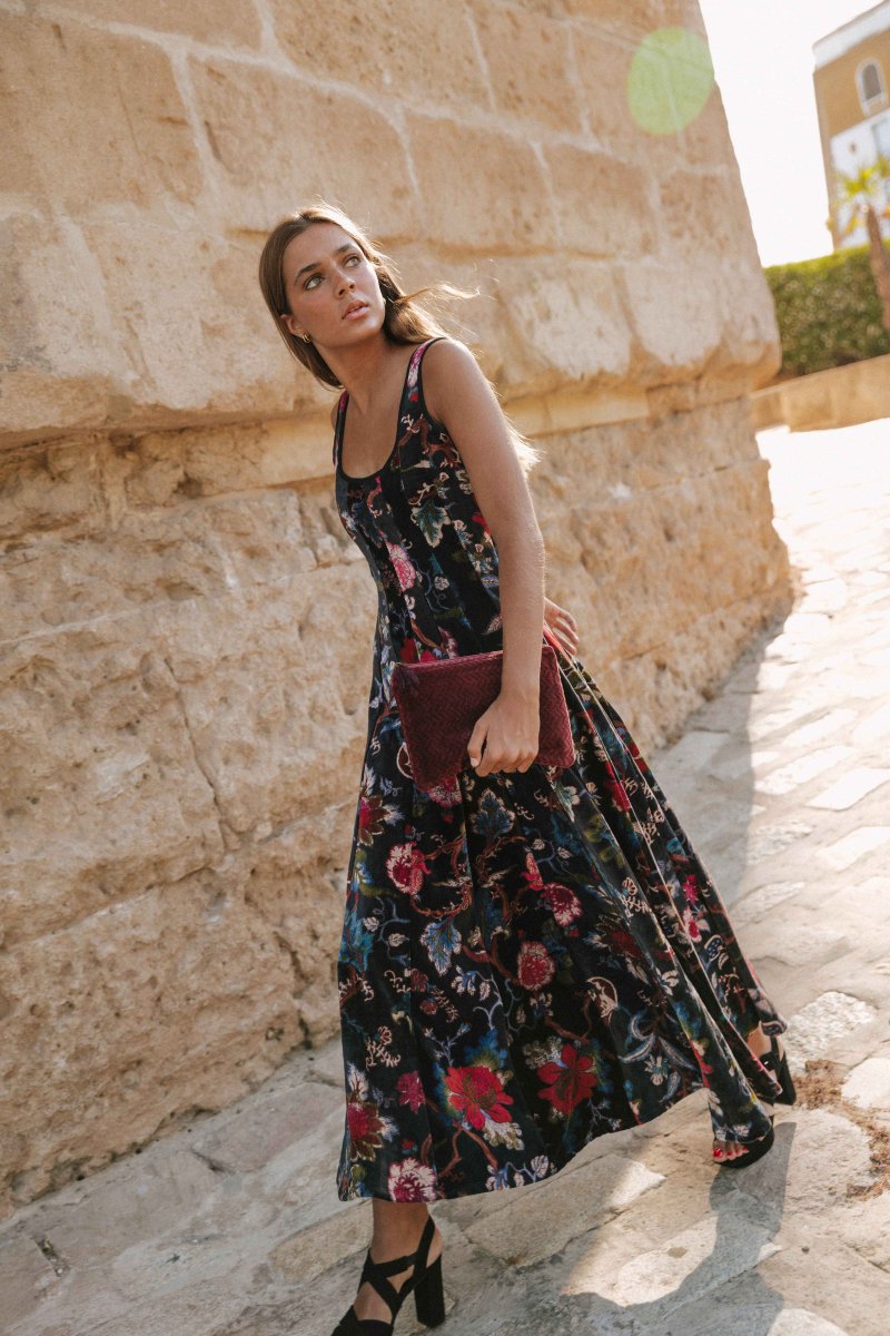 VESTIDO TERCIOPELO NEGRO - Imagen 2