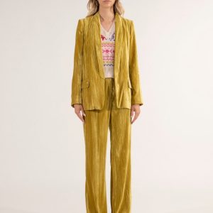 Traje pantalón terciopelo rayado