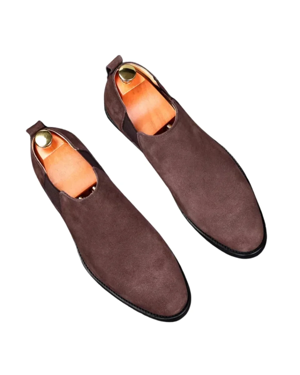 Elegantes botas Chelsea de ante