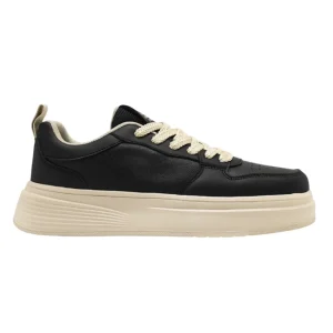 Zapatillas deportivas elegantes de piel