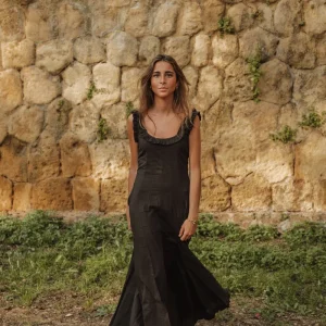 VESTIDO VOLANTE NEGRO